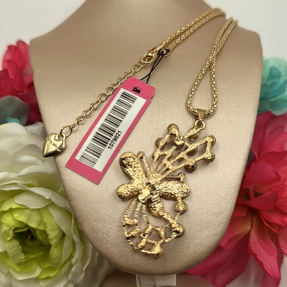 Butterfly Crystal Gemstone Pendant Necklace Betsey Johnson NEW! - Picture 3 of 3